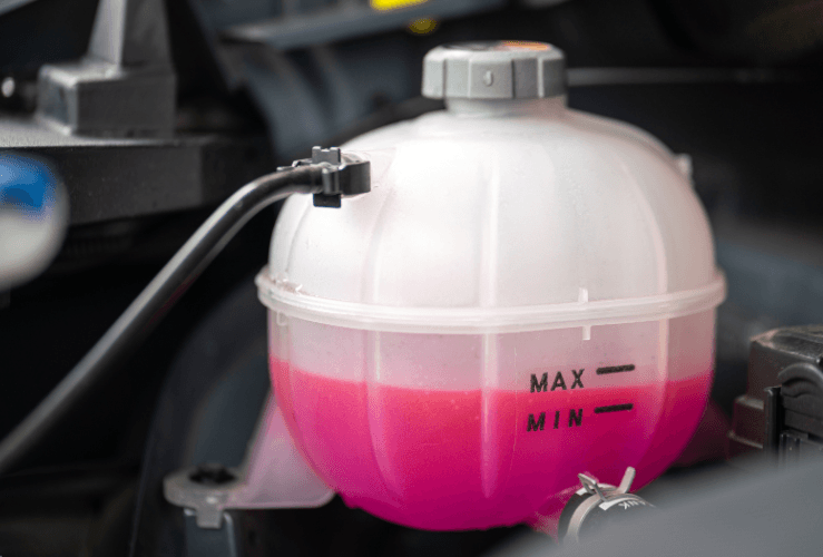 Car antifreeze coolant tank