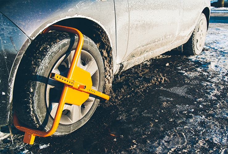 Clamped car